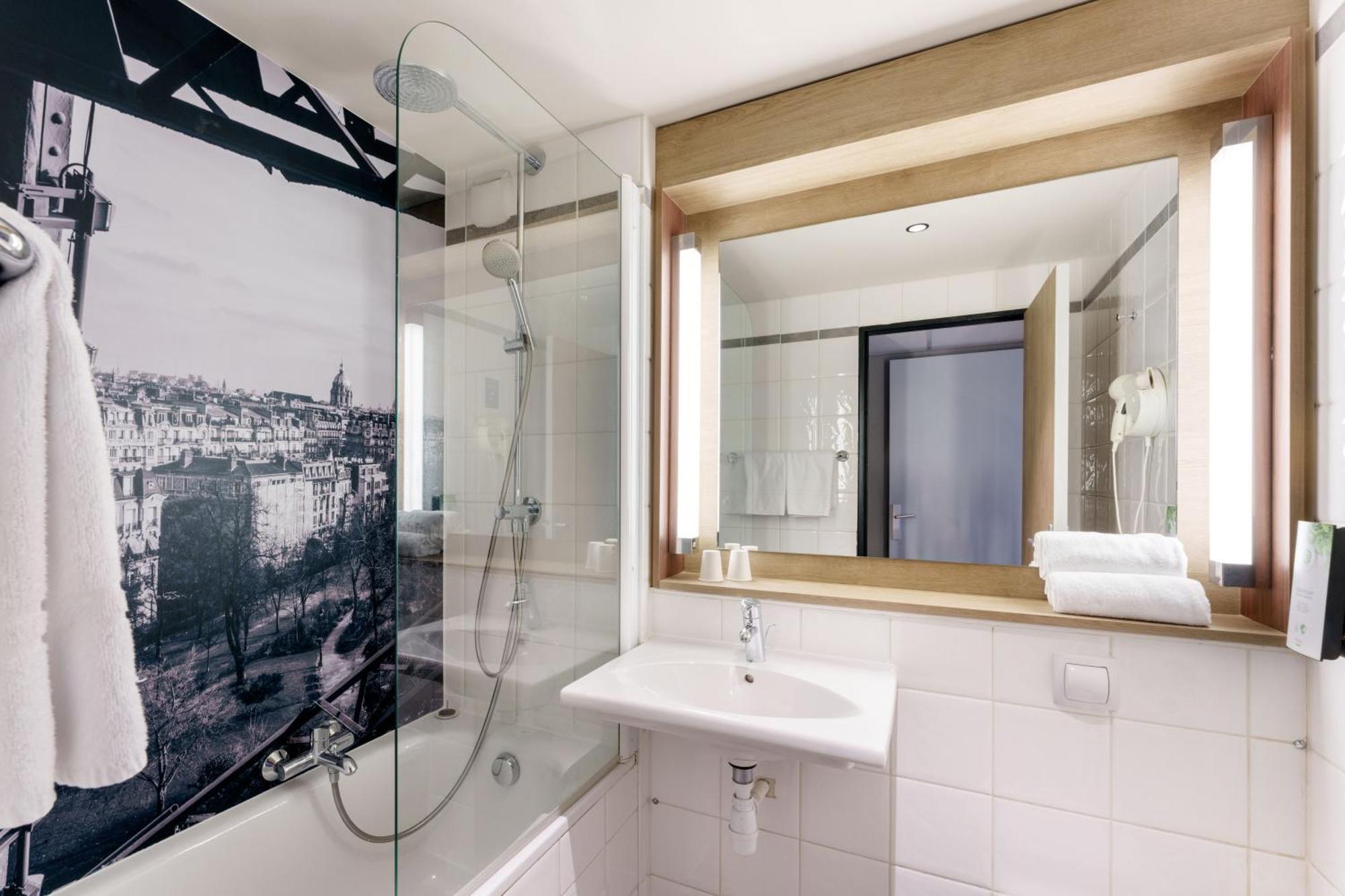 Campanile Argenteuil Hotel Екстериор снимка