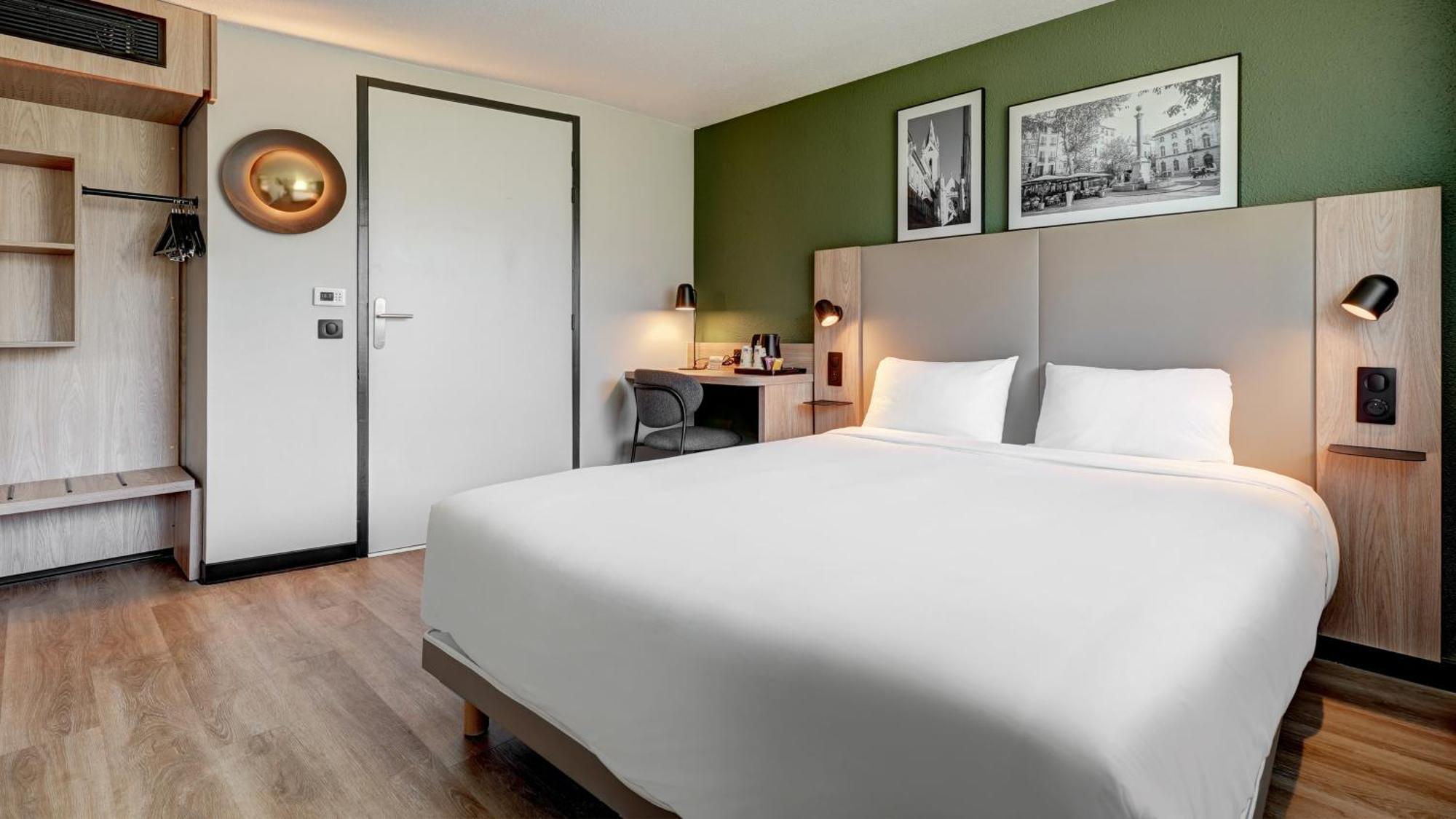 Campanile Argenteuil Hotel Екстериор снимка